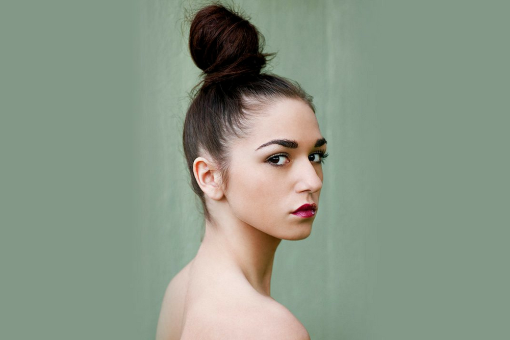 Find out who is doing the topknot right at LuvlyLongLocks.com.