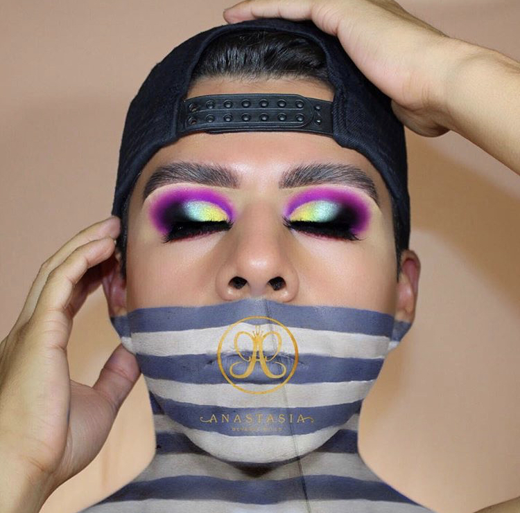 Male MUA Leoo Valera swears by Anastasia Beverly Hills products. 