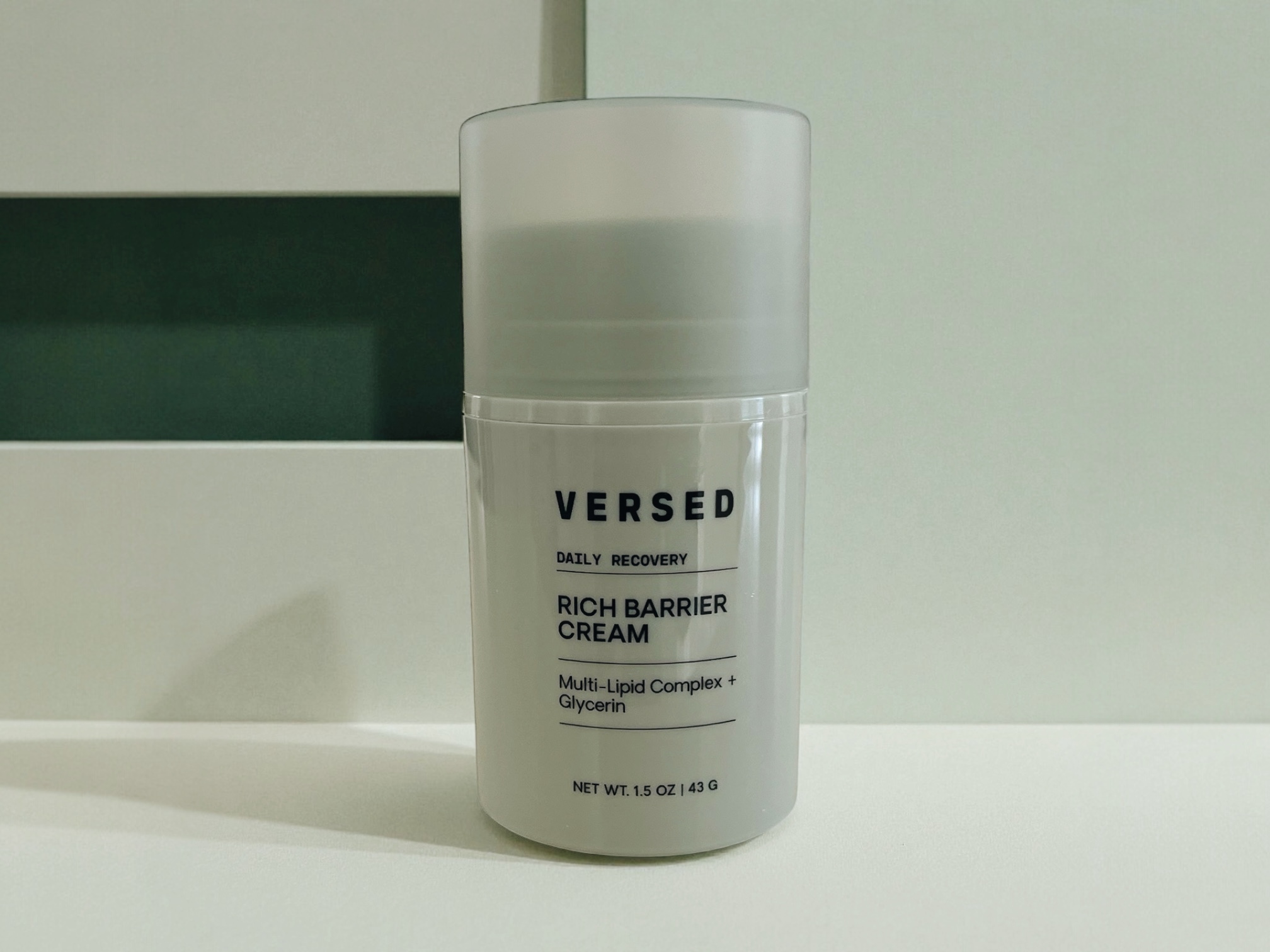 Versed Rich Barrier Cream
